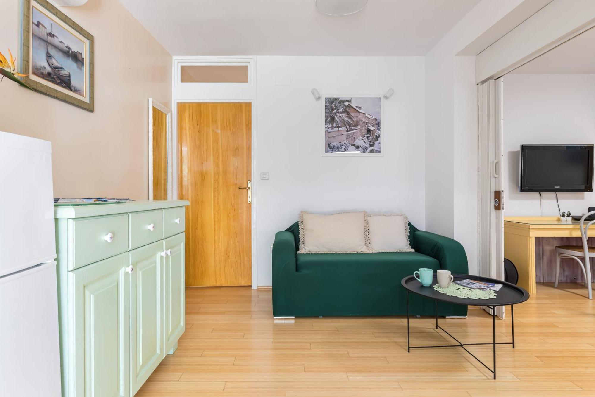 Luxury Apartment Silvana With Beautiful Garden Split Extérieur photo